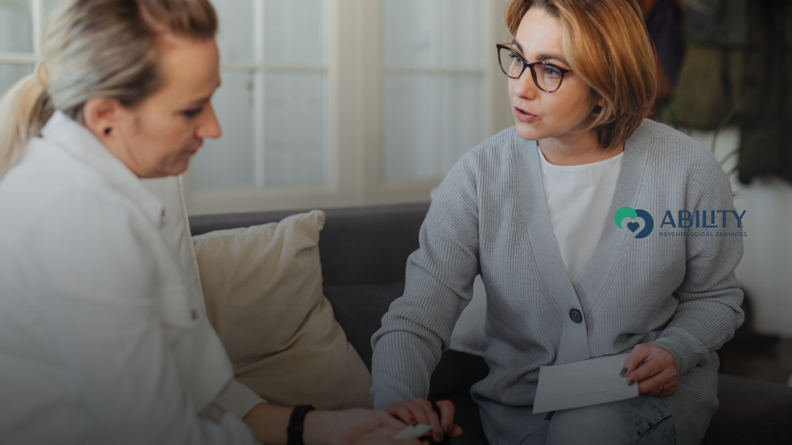 Patient discussing symptoms with a psychologist for a California EDD claim